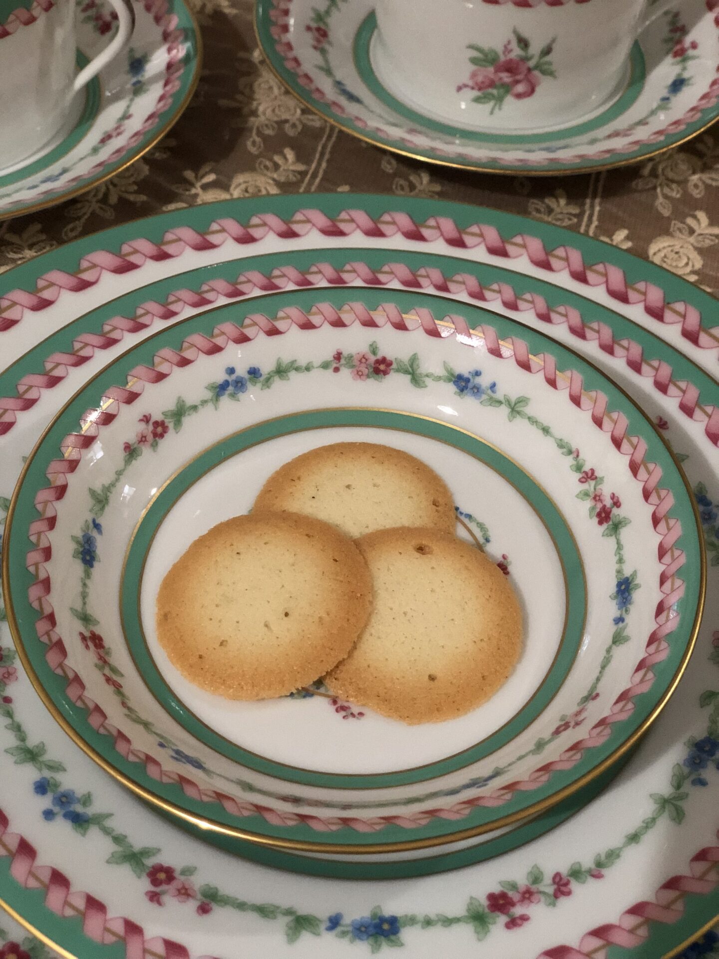 Riviere Langue de chat リビエール ラングドシャ猫缶 - メルカリ