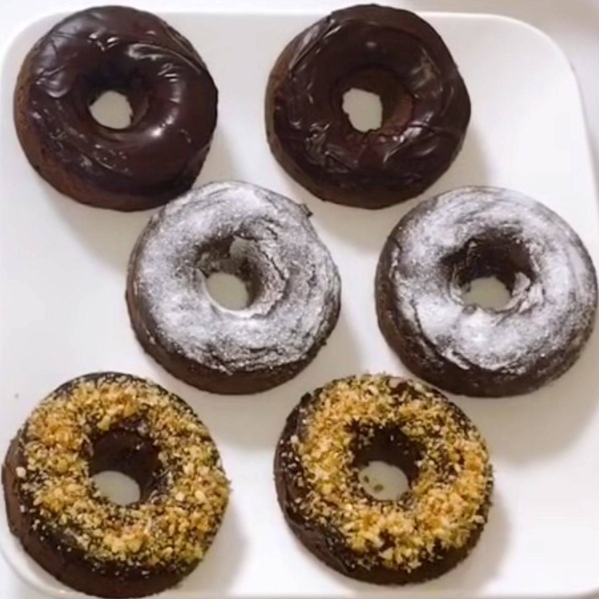 ホットケーキミックスとレンジで簡単！揚げないドーナツの作り方 可愛くデコ- Rainbow DIY