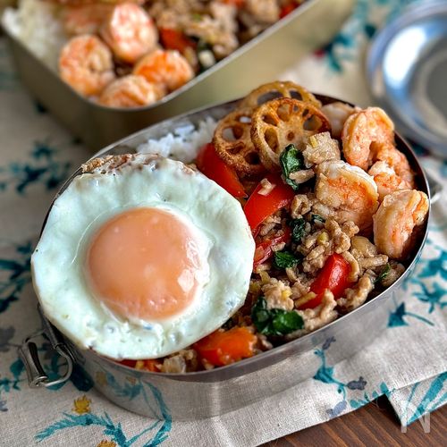 持ち寄りパーティに！ナンプラーなしで簡単「ガパオライス風カップ」レシピSATETO さてと