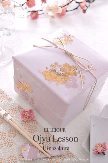 ポーセラーツ・華やか三段重・お重・ひなまつりにも♡ - R-RERYU'S GALLERYminne byGMOペパボ国内最大級のハンドメイド・手作り通販サイト