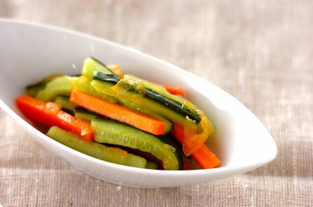 酢にんじんの作り方切って漬けるだけで簡単！美容・ダイエットにピッタリ健康レシピ！-How to make Pickled Carrots-料理研究家ゆかり