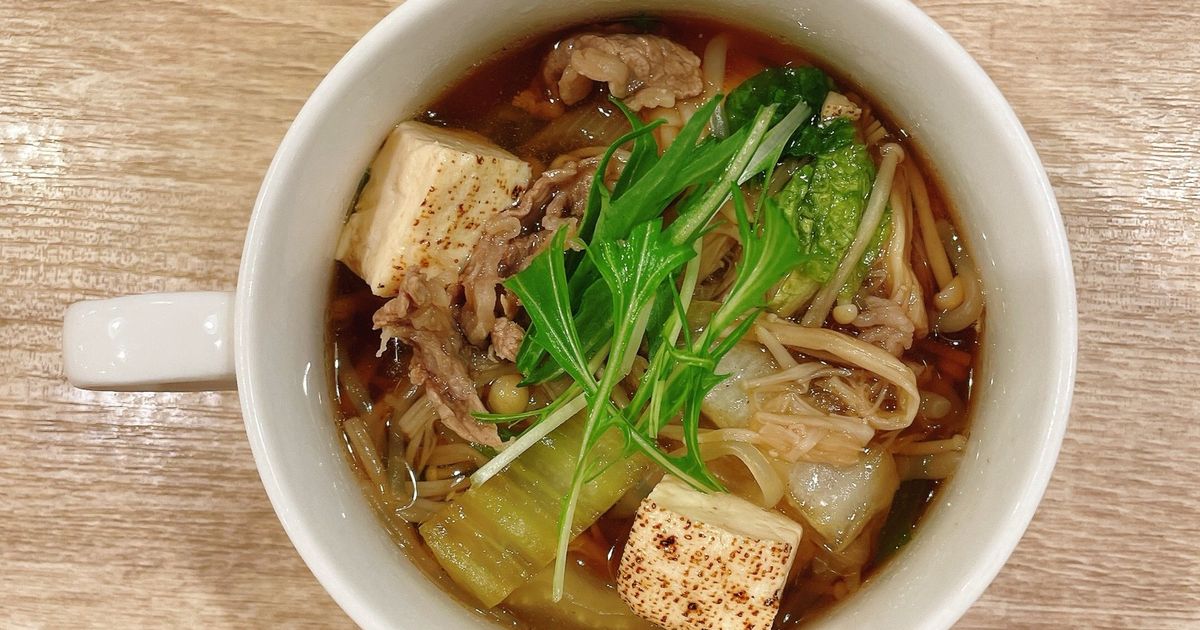 卵を絡めて絶品♡お鍋に入れたら煮るだけ簡単！冬のあったかおかず 白菜と牛肉のすき焼き風ゆうき酒場