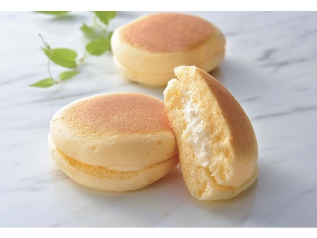 ヤマザキ 焼きチ−ズスフレ 1個 Green Beansグリーンビーンズ by AEON