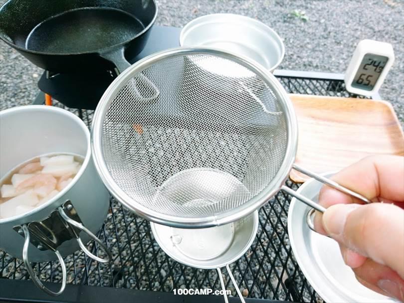 100均セリアとユニフレームのシェラカップを比較！ キャンプで大活躍！ - ハピキャンキャンプ・アウトドア情報メディア