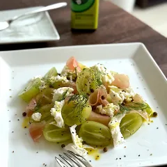 柿とクリームチーズの白和え風 ヘルシーで濃厚な衣で♪