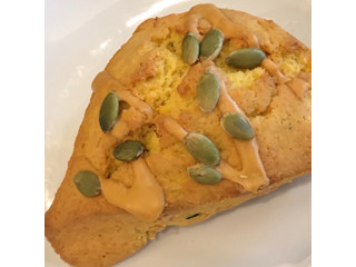 スタバ パンプキンスコーンが美味しい理由カロリー 販売いつまで？ものぐさFoodieの日記