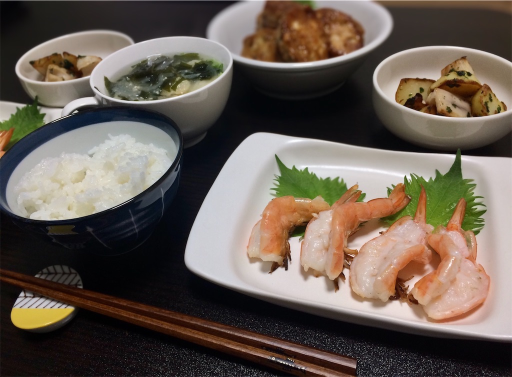 背開きで、エビの焼き蒸し - お茶にしよっ‼︎