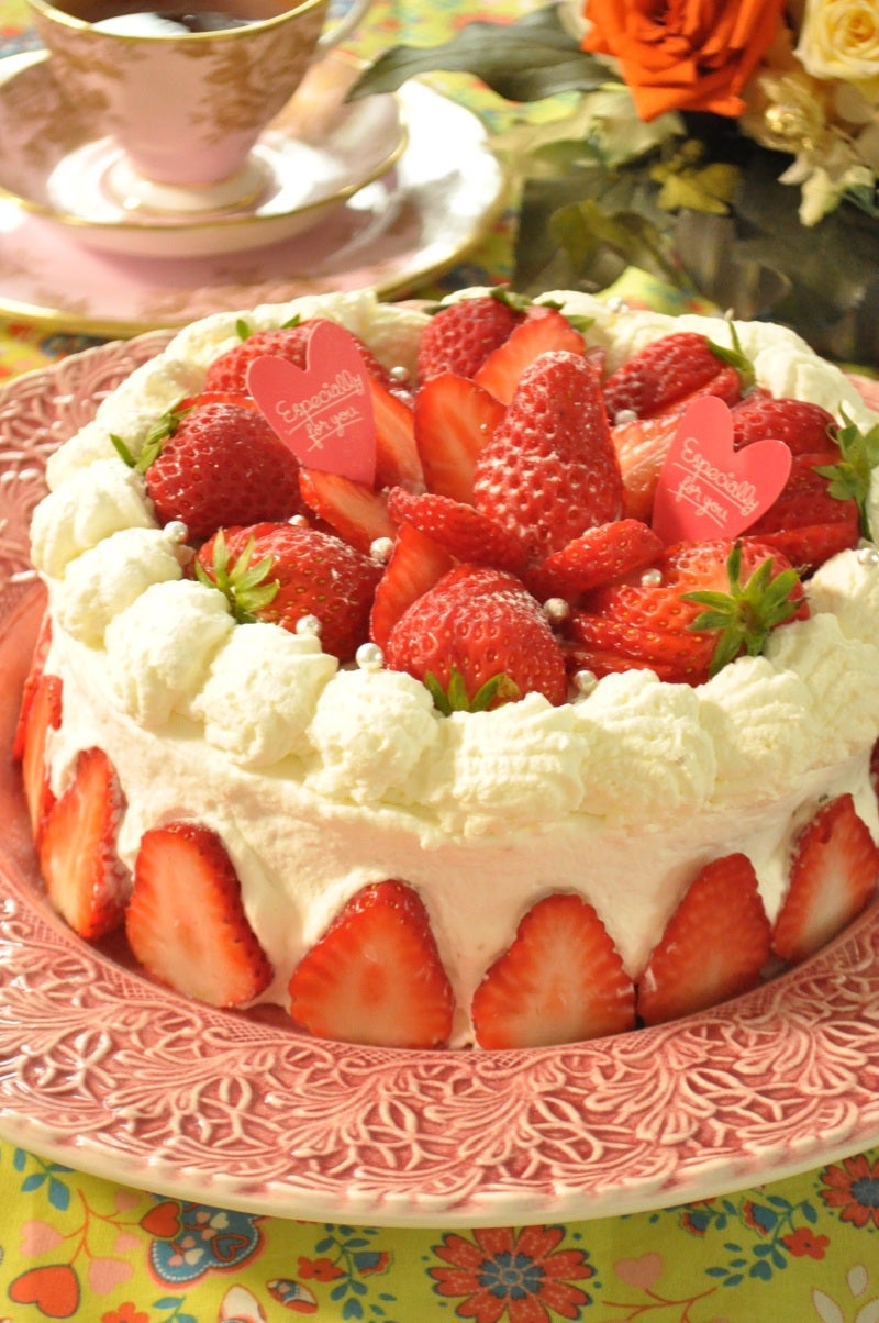 手作り誕生日ケーキ たっぷり苺のデコレーションケーキ森崎友紀オフィシャルブログ「Unity Magenta Blog」Powered byAmeba