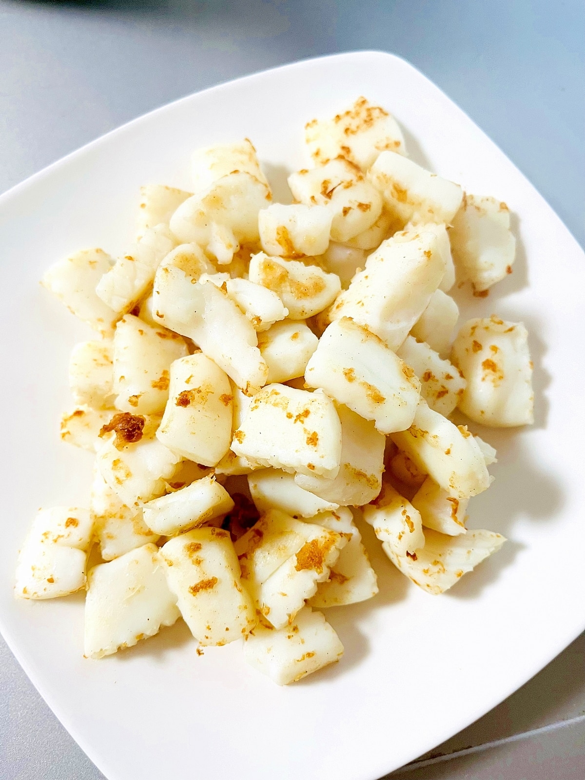 冷凍イカステーキでガ一リックバター炒め