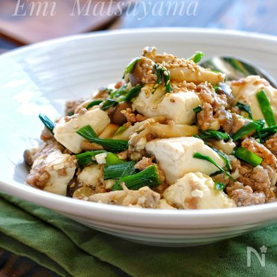 絹豆腐と油揚げのだし煮
