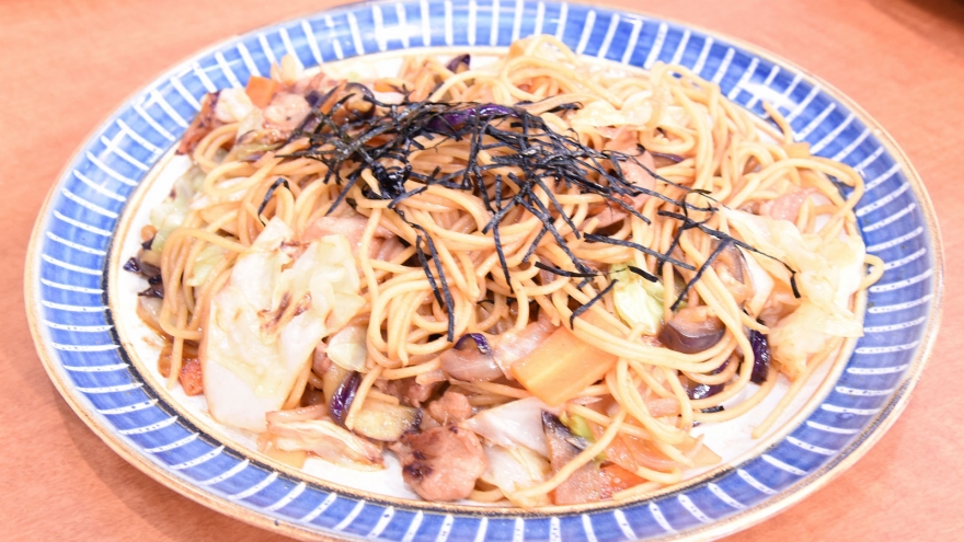 にんにくが旨い！オイスターソース焼きそばレシピエスビー食品株式会社