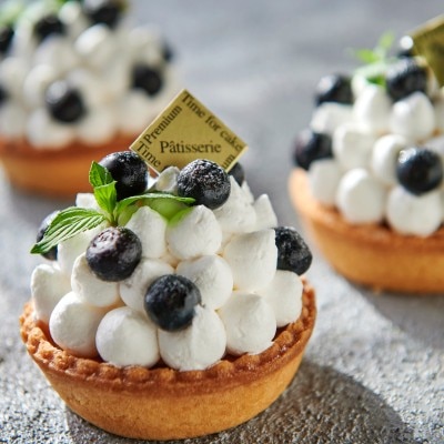 ウェディングケーキ」のアイデア 19 件ウェディングケーキ, ウェディングケーキ スクエア, ウエディングケーキ